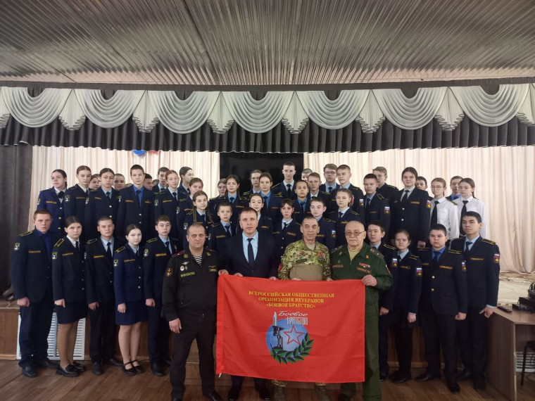 «Им есть о чём нам рассказать».